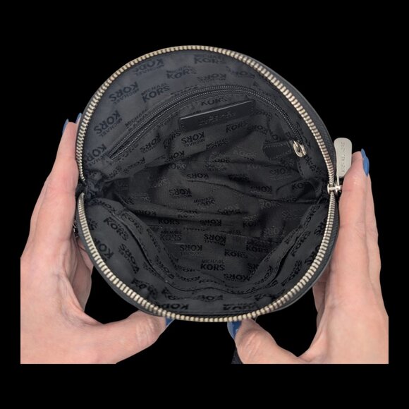 Michael Kors Chain-Link Saffiano Leather Crossbody Bag Black / Silver - Picture 3 of 4